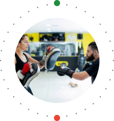 Treinamento de boxe em academia.